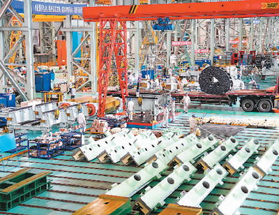 以技術(shù)開(kāi)發(fā)為引擎，奮力推進(jìn)制造強(qiáng)國(guó)與網(wǎng)絡(luò)強(qiáng)國(guó)建設(shè)——銳財(cái)經(jīng)視角下的戰(zhàn)略路徑